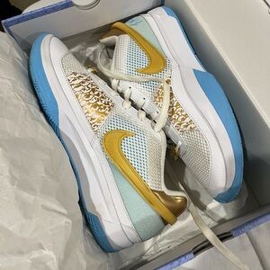 Nike Ja Morant basketball shoes size 9 used decent condition